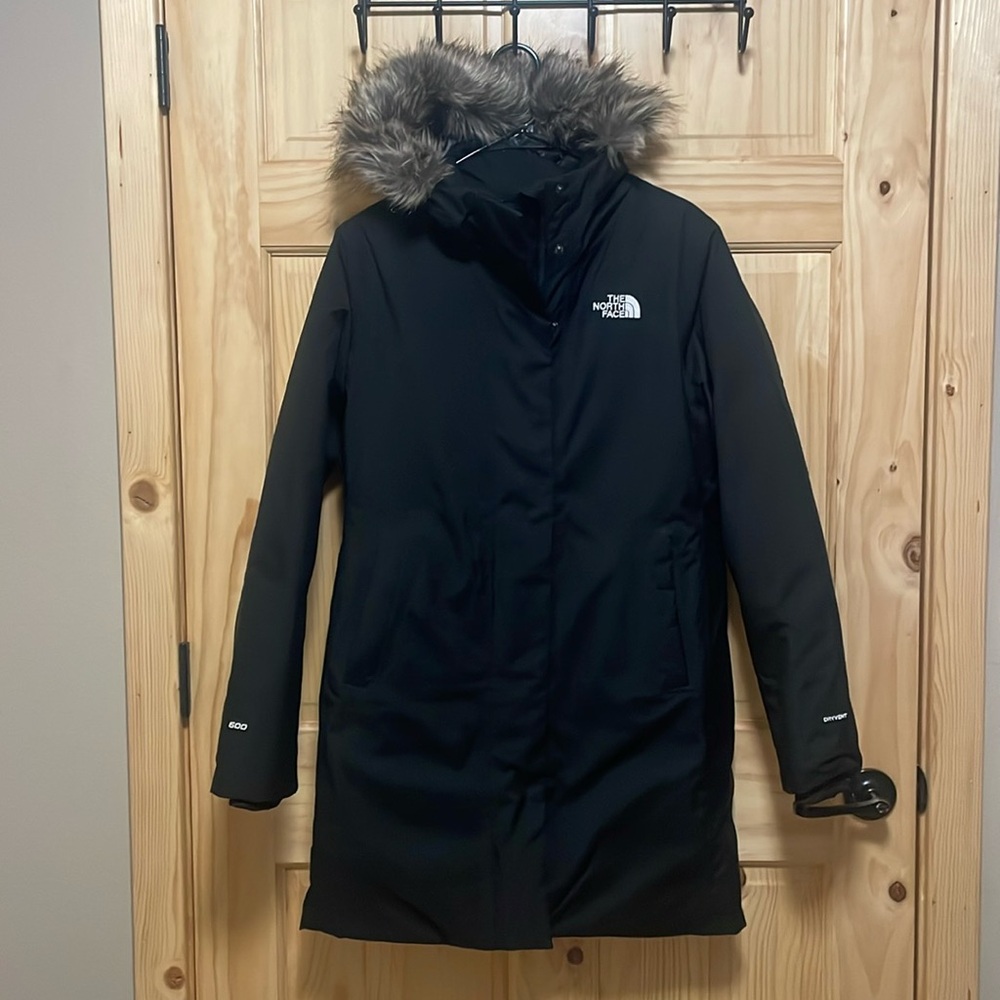 The North Face Women’s Arctic Parka Medium